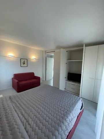 Casa Plauto Attico Senza Cucina Without Kichen Apartman Bellaria – Igea Marina 0*,  Olaszország